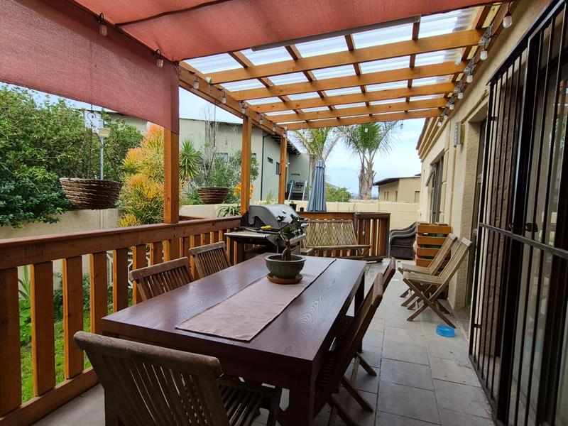 4 Bedroom Property for Sale in Hartenbos Heuwels Western Cape